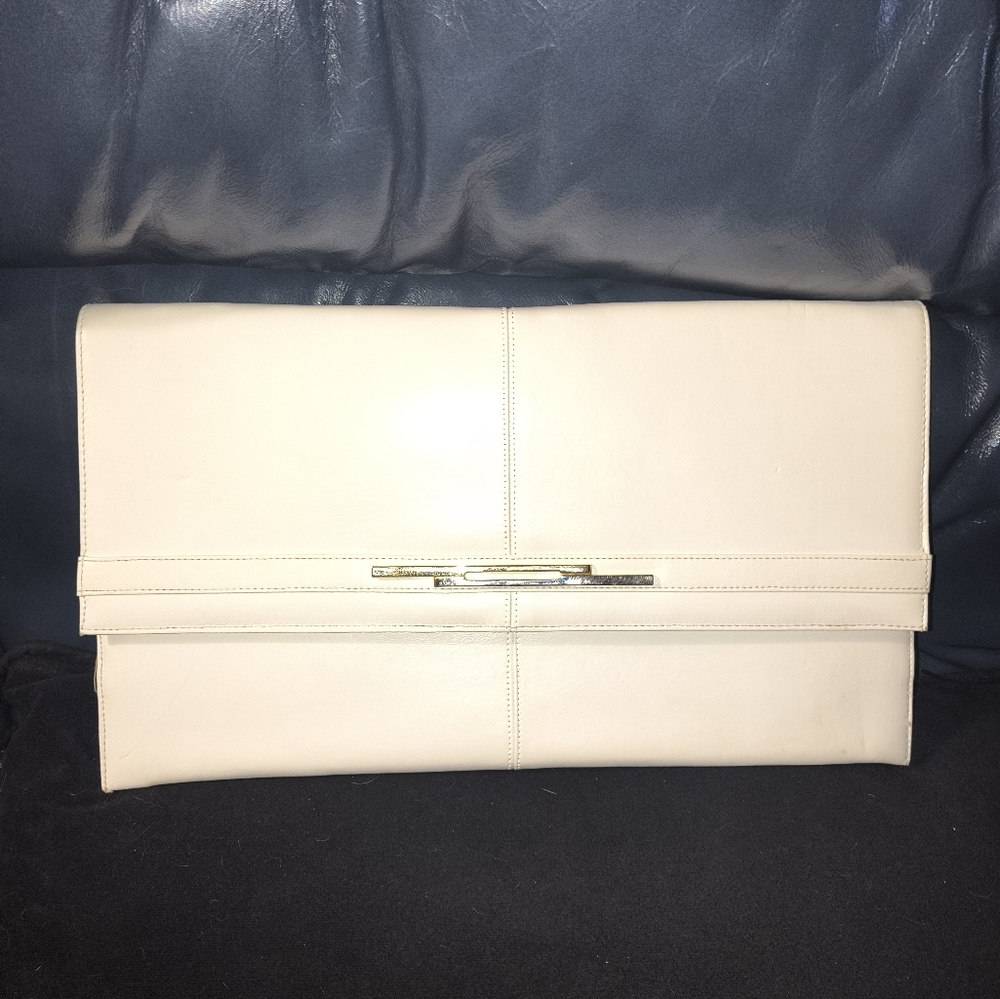 Lou Taylor Vintage White Leather Clutch W/ Interior Mirror.